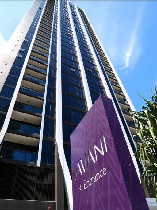 Broadbeach Stunner Modern And Central Gold Coast Buitenkant foto