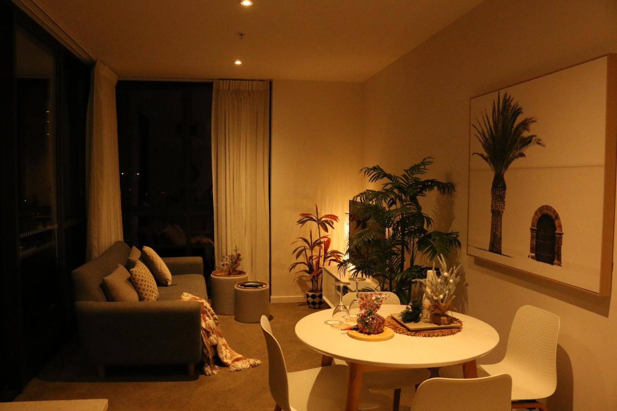 Broadbeach Stunner Modern And Central Gold Coast Buitenkant foto